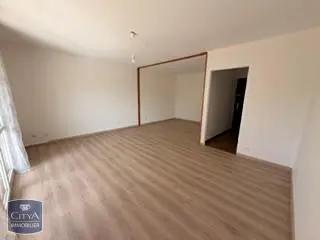 Appartement à louer 1 pièce 40m² Saint-Marcellin (38160)