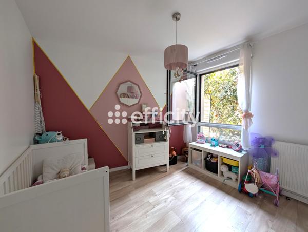 Appartement 5 pièces - 91 m² Exclusivité efficity
