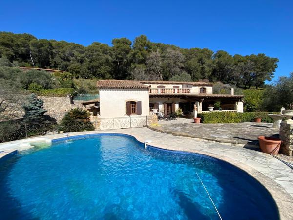 Vallauris (06220) Viager sans rente, VALLAURIS, Villa 7 de 387 m² habitables + piscine