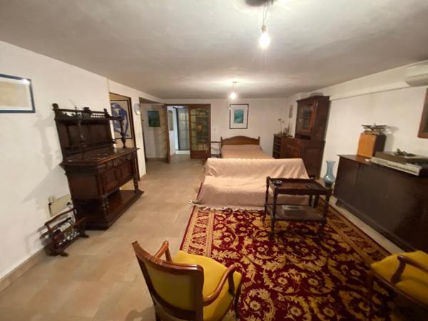 Vallauris (06220) Viager sans rente, VALLAURIS, Villa 7 de 387 m² habitables + piscine