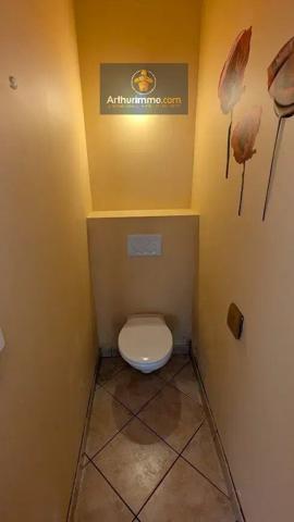 Vente                                                      Maison
                        
                     5 pièces                      122 m2                     à Josselin