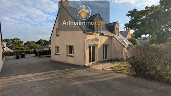 Vente                                                      Maison
                        
                     5 pièces                      122 m2                     à Josselin