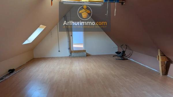 Vente                                                      Maison
                        
                     5 pièces                      122 m2                     à Josselin