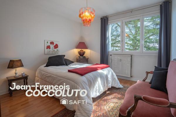 Charmant T3 avec balcon et garage
