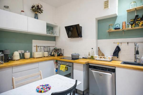 À vendre 2 appartements T3 de 55+58m² à MARSEILLE 1ER ARRONDISSEMENT