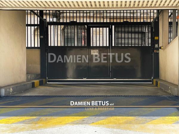 Place de parking à vendre BORDEAUX (33) quartier CHARTRONS - proche quai