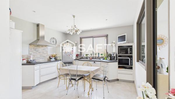 Maison contemporaine 162M2, 3 chambres, jardin, garage 29M2