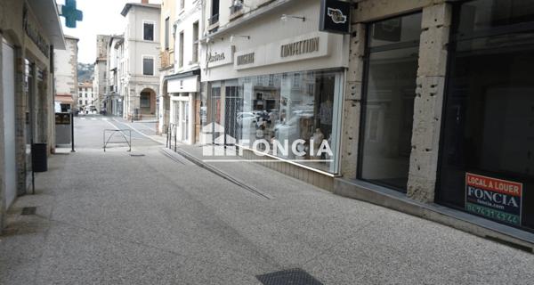 Location Local commercial 3 pièces 41.06 m² - Vienne 38200