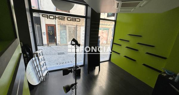 Location Local commercial 3 pièces 41.06 m² - Vienne 38200