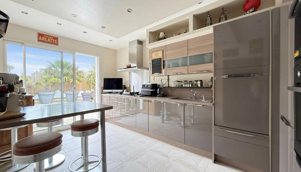 Appartement La Roche Sur Yon 5 pièce(s) 128 m2