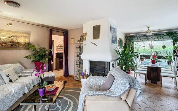 Maison à vendre    5 pièces • 120 m2 Chênex