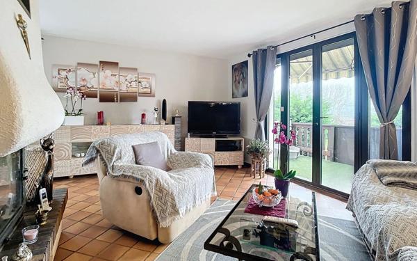 Maison à vendre    5 pièces • 120 m2 Chênex