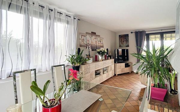 Maison à vendre    5 pièces • 120 m2 Chênex