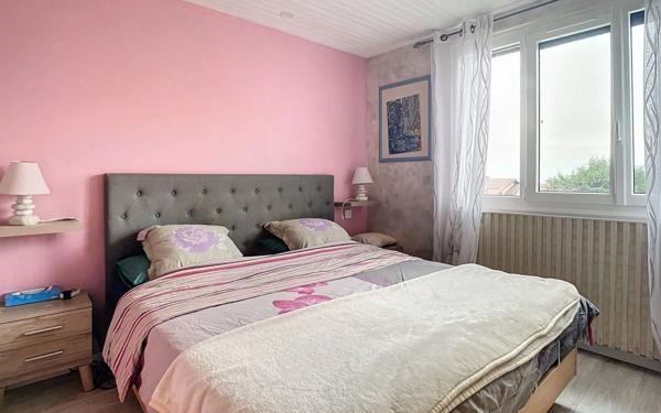 Maison à vendre    5 pièces • 120 m2 Chênex