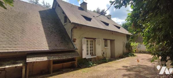 Maison 148 m² avec dépendance 3/4 chambres sur un terrain de 2890 m² 