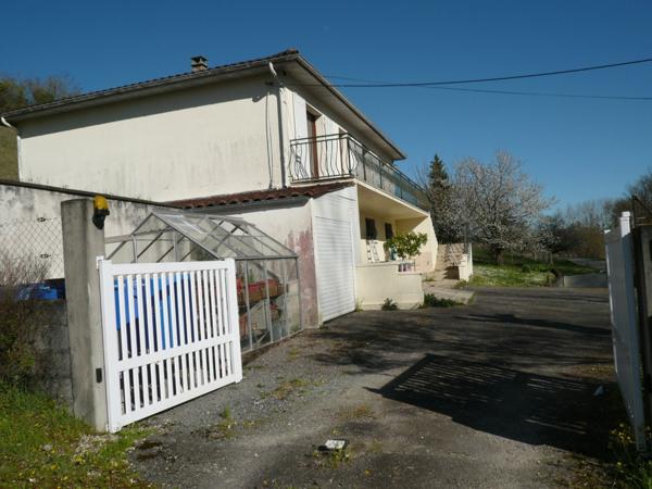 ⚜ SAINT LAURENT DE COGNAC A Vendre Maison Surélevée ⚜