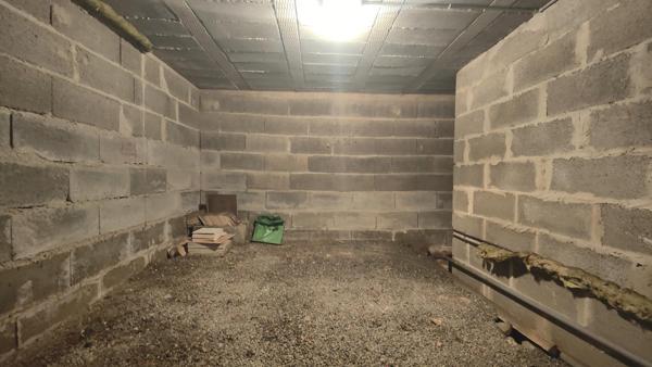 Maison 5 chambres + 1 bureau sur parcelle arborée