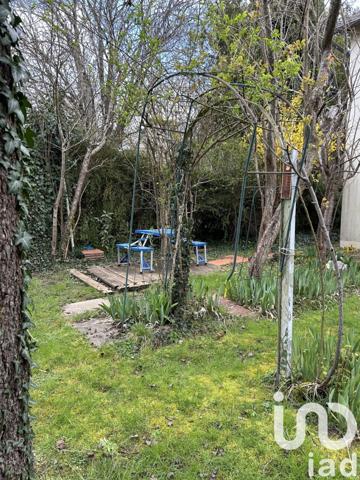 Maison 6 pièces de 125 m² à Bourges (18000)