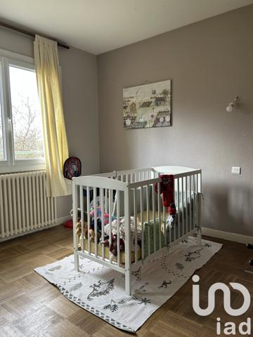 Maison 6 pièces de 125 m² à Bourges (18000)