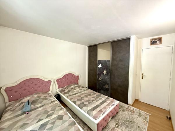 Sevran (93270) Appartement 4 Pièces avec loggia, cave proche RER B, futur métro 16
