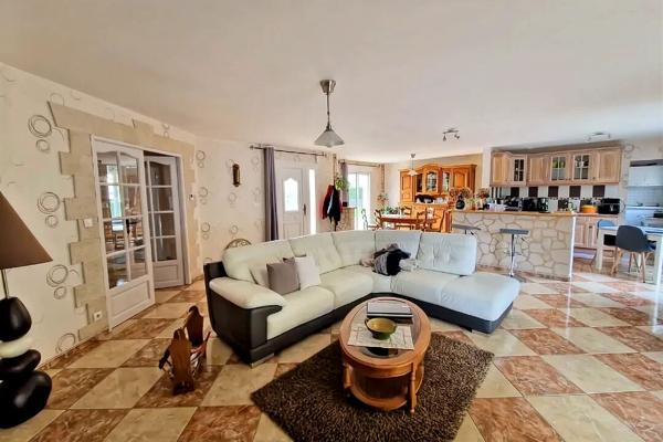 Maison Louzy 4 pièce(s) 130 m2