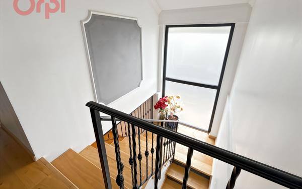 Maison à vendre    6 pièces • 201,77 m2 La Ville-du-Bois