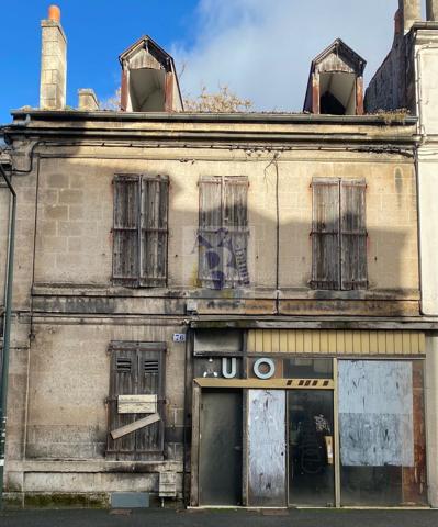 Vente maison de ville Angouleme (16000), 150.00m² sur 400.00m² de terrain. Agence Allard Brimeaud