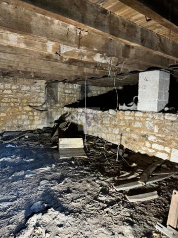 Vente maison de ville Angouleme (16000), 150.00m² sur 400.00m² de terrain. Agence Allard Brimeaud