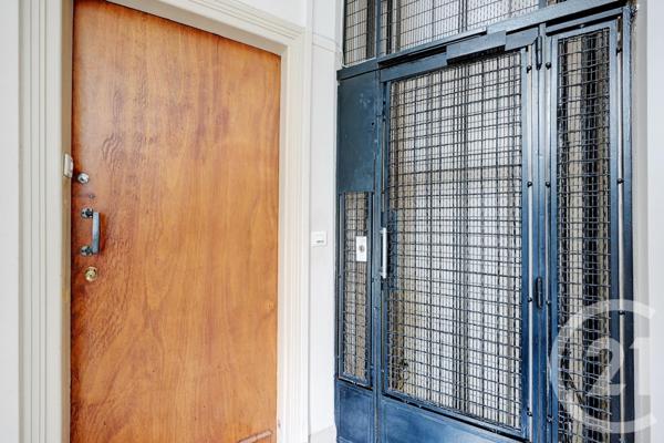 Appartement F3 à vendre  3 pièces - 60 m2 PARIS - 75015