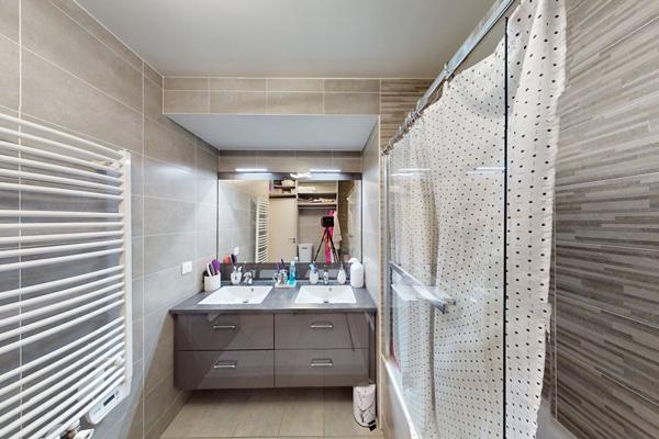 Appartement Charenton Le Pont 5 pièce(s) 76 m2