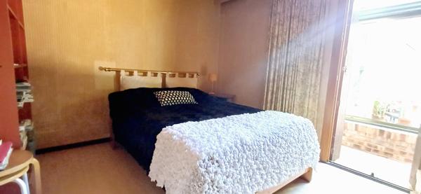 Maison d'architecte de 161m² à 600 mètres de la gare RER C