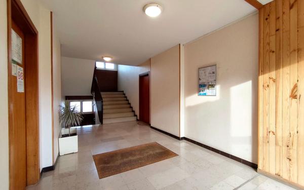 Appartement à vendre    3 pièces • 75 m2 Épône