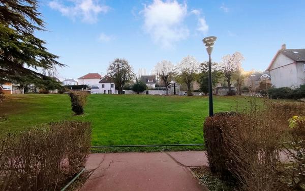 Appartement à vendre    3 pièces • 75 m2 Épône