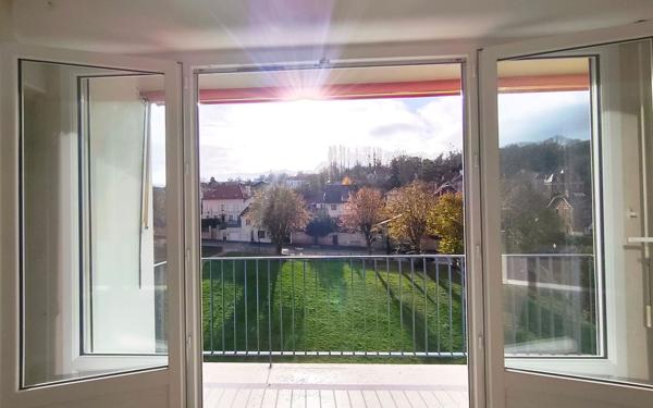 Appartement à vendre    3 pièces • 75 m2 Épône