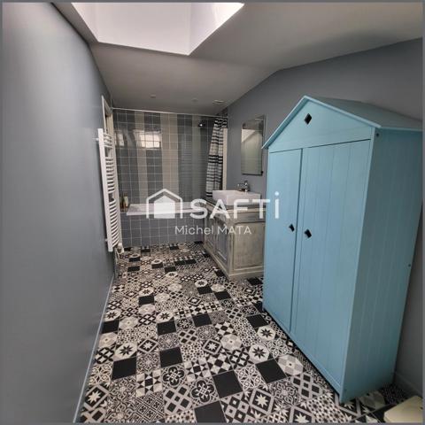 Maison 9 pièces d'environ 285 m²