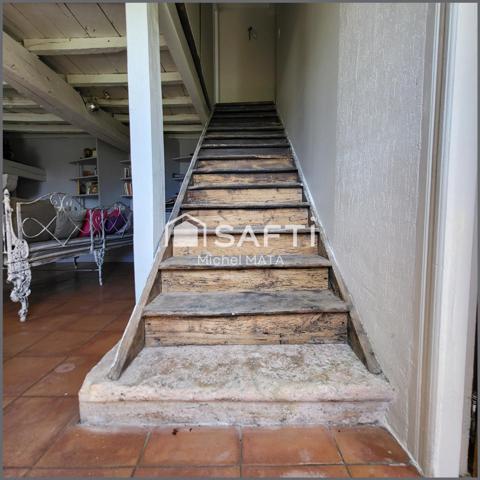 Maison 9 pièces d'environ 285 m²