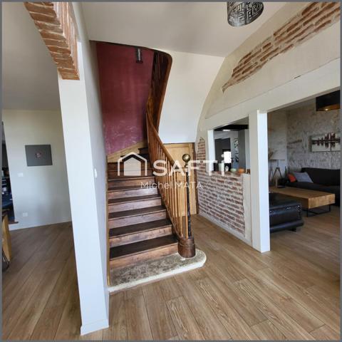 Maison 9 pièces d'environ 285 m²