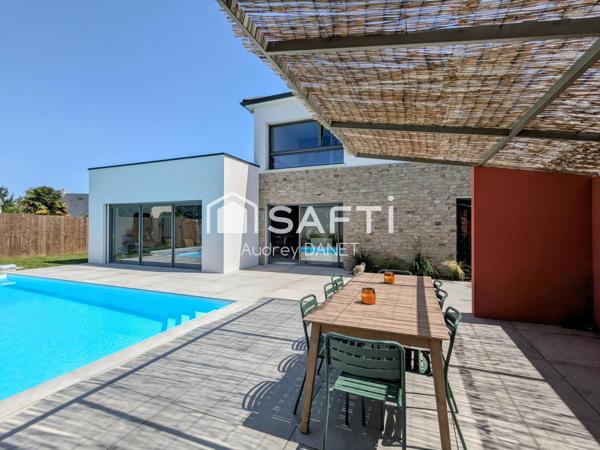Maison de 2024, 5 chambres, garage et piscine