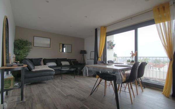 Appartement à vendre    4 pièces • 89,26 m2 Saint-Jean-de-la-Ruelle