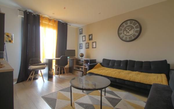 Appartement à vendre    4 pièces • 89,26 m2 Saint-Jean-de-la-Ruelle