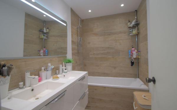 Appartement à vendre    4 pièces • 89,26 m2 Saint-Jean-de-la-Ruelle