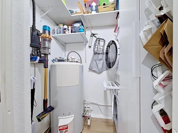 Vente                                                      Appartement
                        
                     4 pièces                                         à Cannes