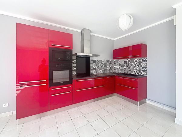 Appartement Lucon 3 pièce(s) 64.16 m2