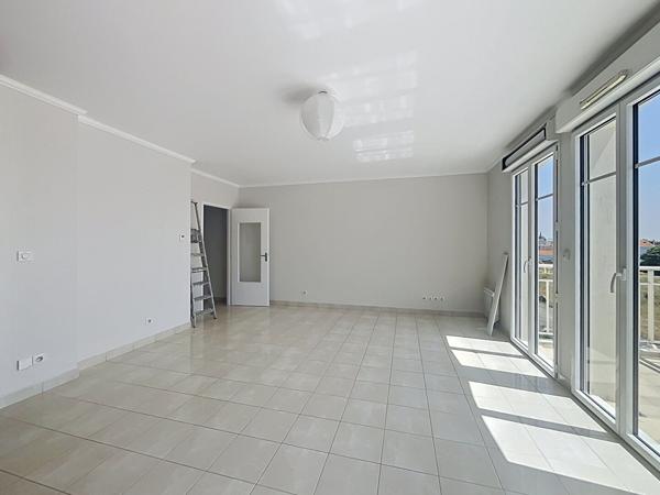 Appartement Lucon 3 pièce(s) 64.16 m2