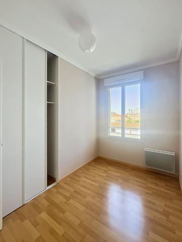 Appartement Lucon 3 pièce(s) 64.16 m2