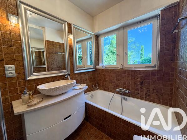 Maison à vendre 8 pièces 245 m² Brunstatt-Didenheim
