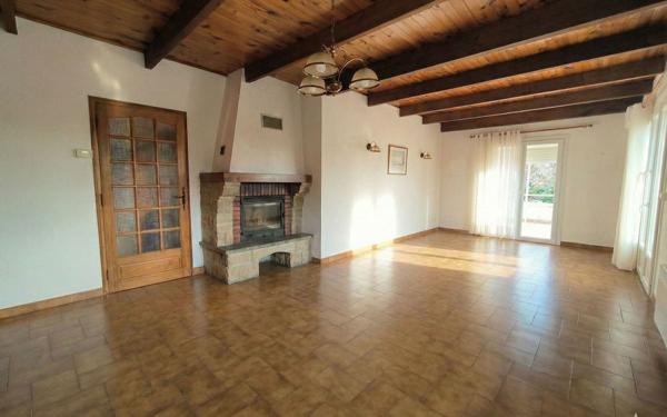 Maison à vendre    4 pièces •  Nîmes