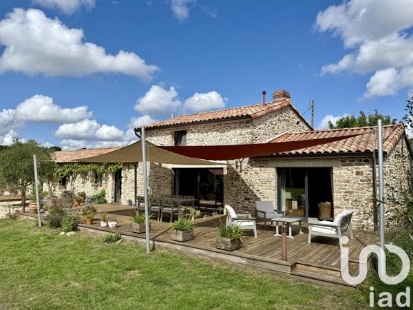 Maison à vendre 5 pièces 125 m² Saint-Étienne-de-Montluc