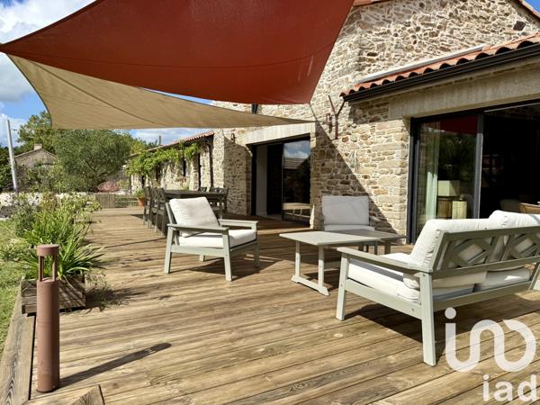 Maison à vendre 5 pièces 125 m² Saint-Étienne-de-Montluc