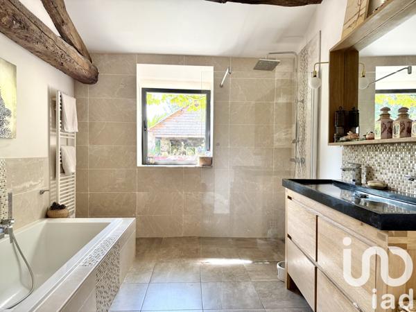 Maison à vendre 5 pièces 125 m² Saint-Étienne-de-Montluc